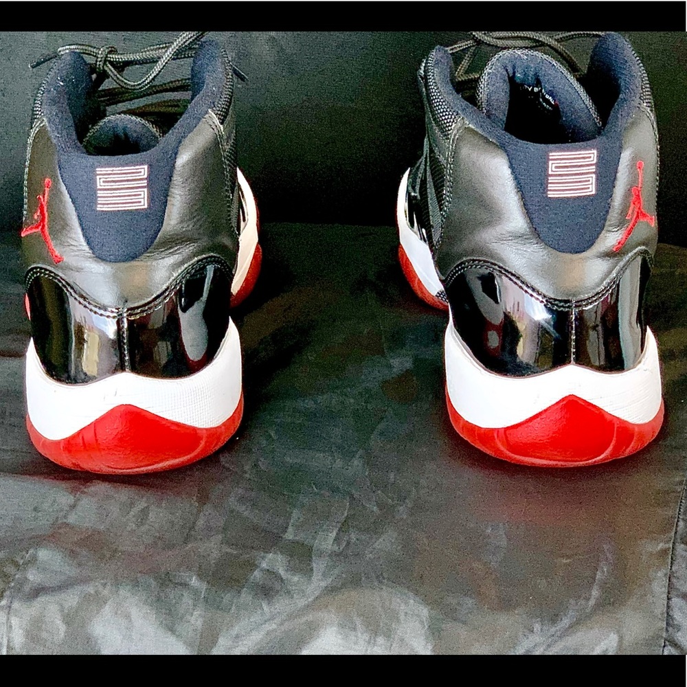 Bred 11s 2012